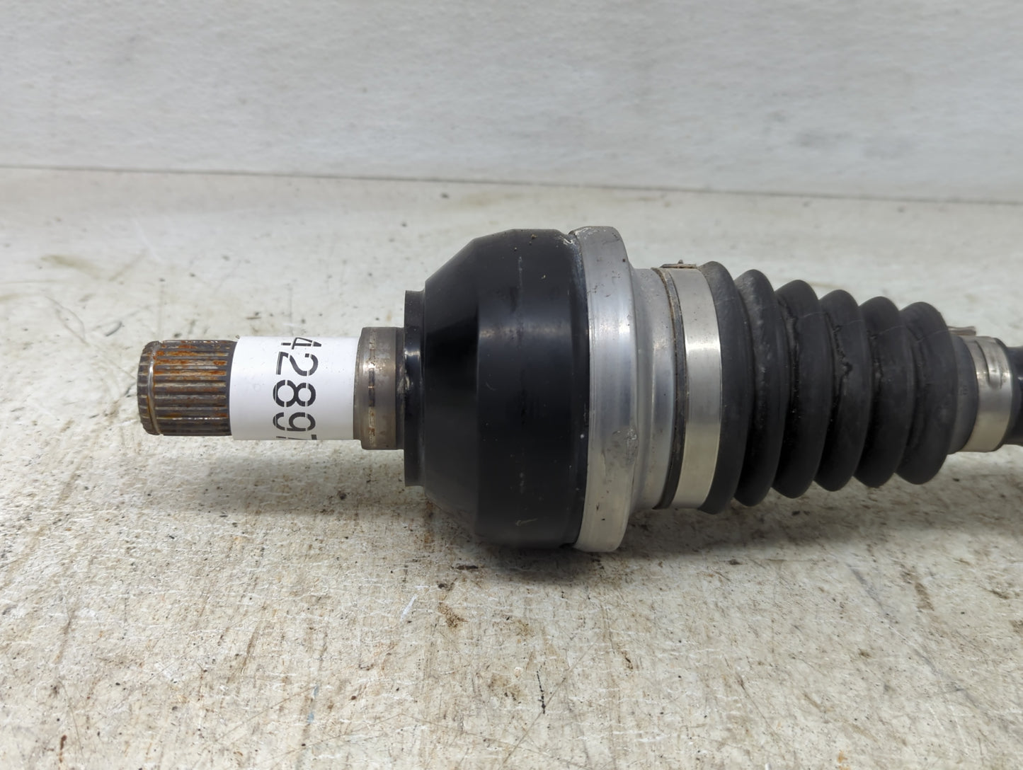 2020-2021 Mercedes-benz Cla250 Axle Shaft Front Driver Cv C/v - Oemusedautoparts1.com