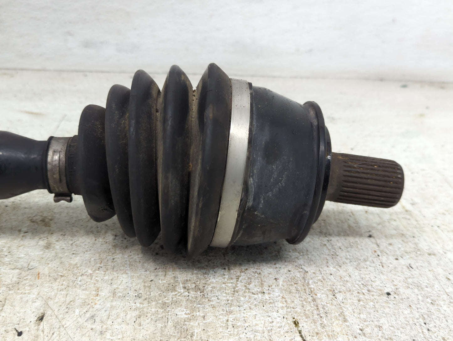 2020-2021 Mercedes-benz Cla250 Axle Shaft Front Driver Cv C/v - Oemusedautoparts1.com