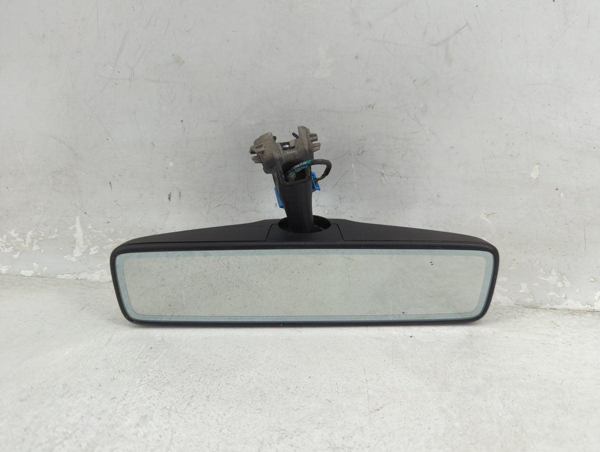 2020-2021 Mercedes-Benz Cla250 Interior Rear View Mirror Replacement OEM P/N:E11048407 Fits Fits 2020 2021 OEM Used Auto Par