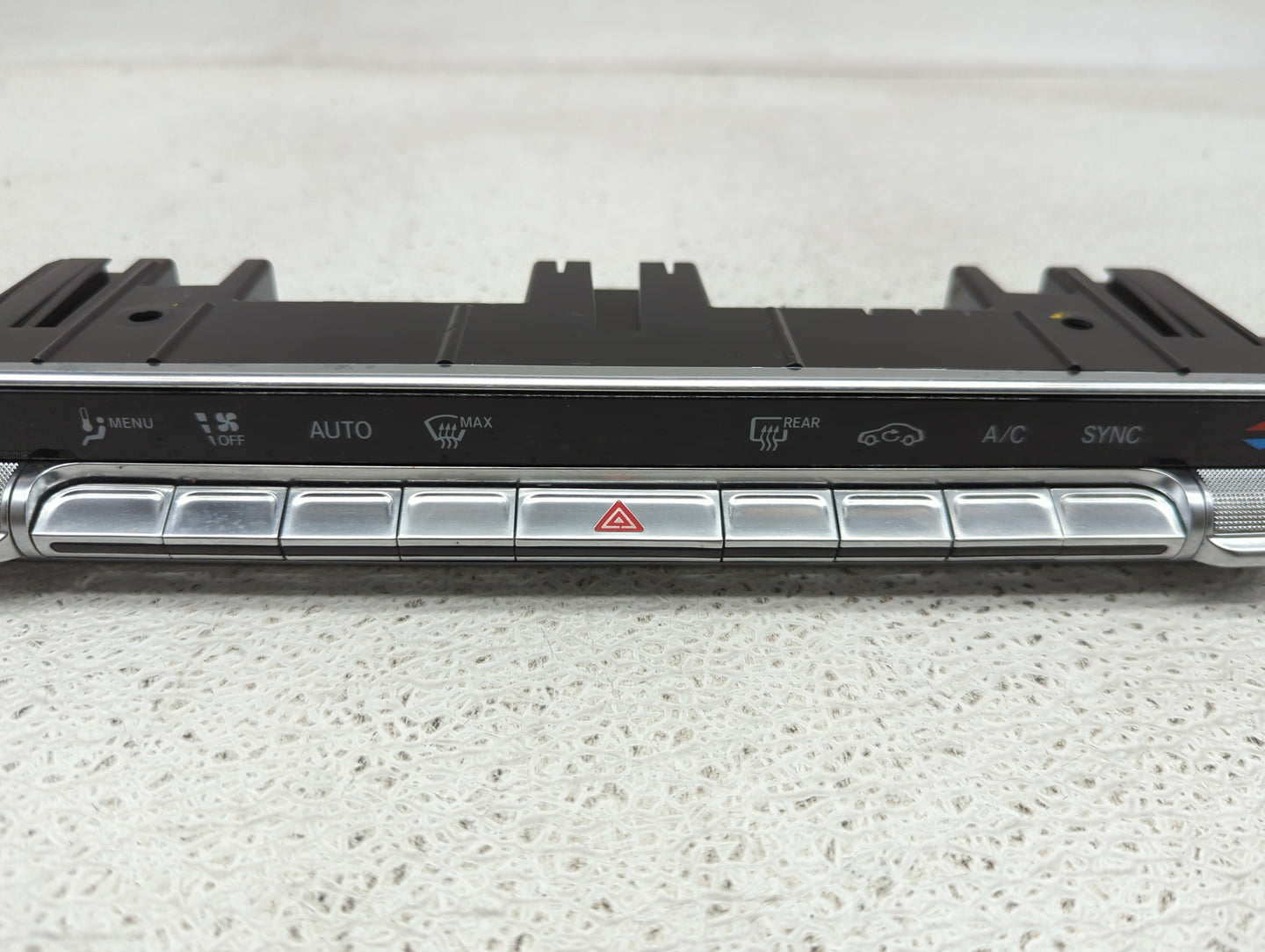 2020-2021 Mercedes-Benz Cla250 Climate Control Module Temperature AC/Heater Replacement P/N:A 247 905 83 02 Fits Fits 2020 2