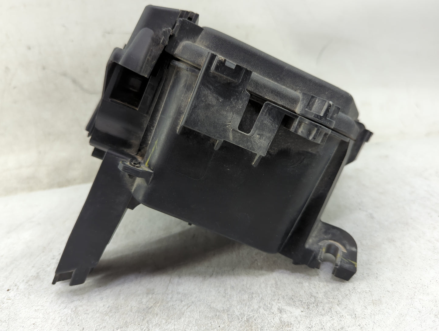 2020-2021 Mercedes-Benz Cla250 Fusebox Fuse Box Panel Relay Module Fits Fits 2020 2021 OEM Used Auto Parts - Oemusedautopart