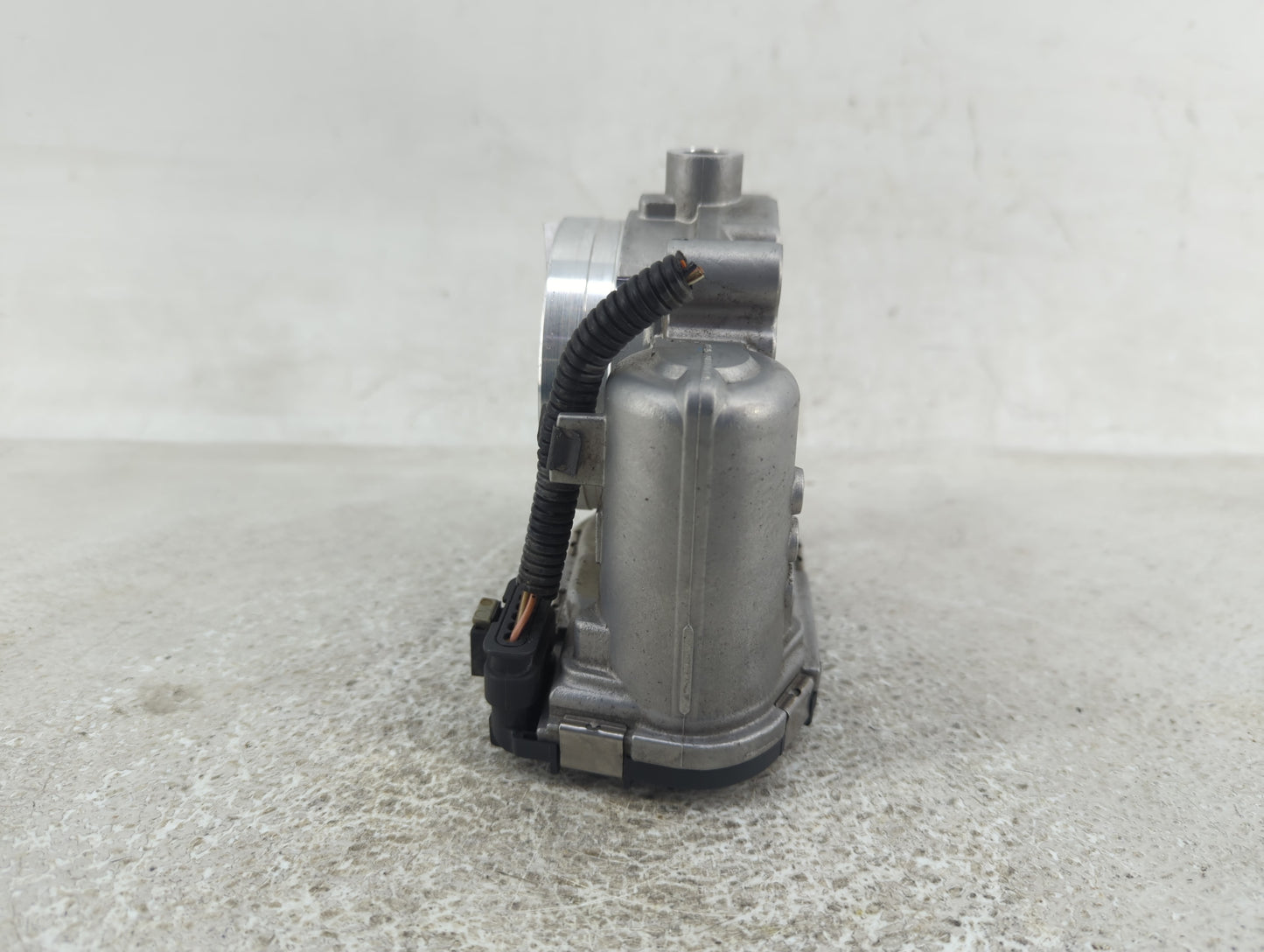 2020 Mercedes-Benz E350 Throttle Body P/N:0 280 750 503 Fits Fits 2019 2021 2022 OEM Used Auto Parts - Oemusedautoparts1.com