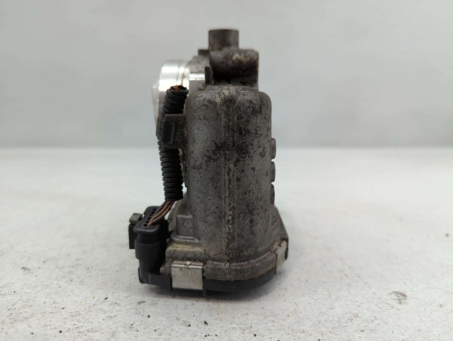 2020 Mercedes-Benz E350 Throttle Body P/N:A 276 141 01 25 0 280 750 503 Fits Fits 2019 2021 2022 OEM Used Auto Parts - Oemus