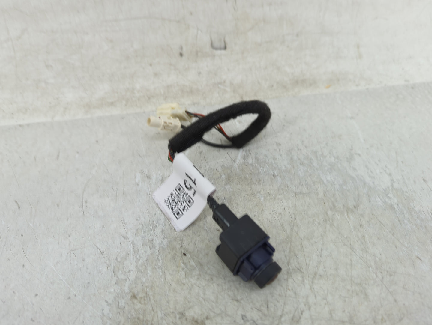 Mercedes-benz Gla180 Back Up Sensor Backup Camera - Oemusedautoparts1.com