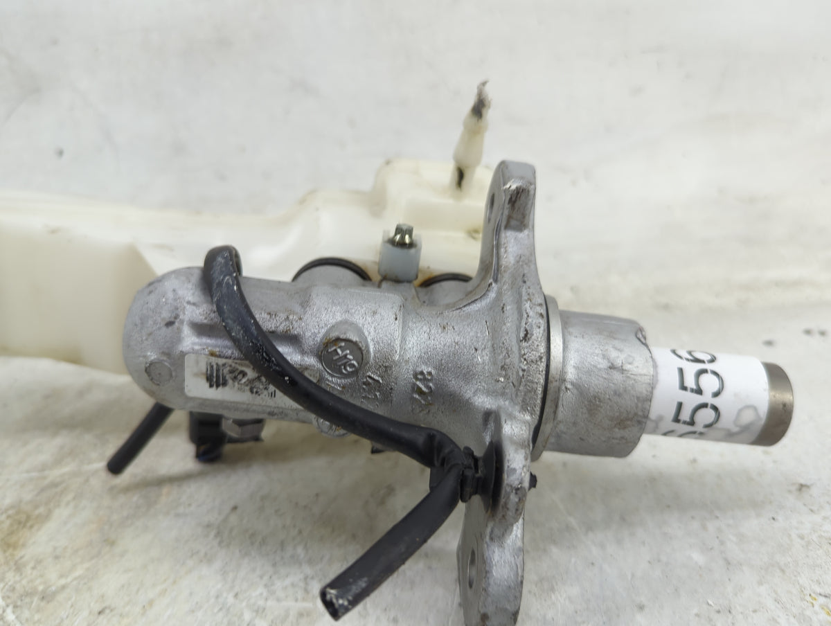 2020 Mercedes-benz Gla250 Brake Master Cylinder - Oemusedautoparts1.com