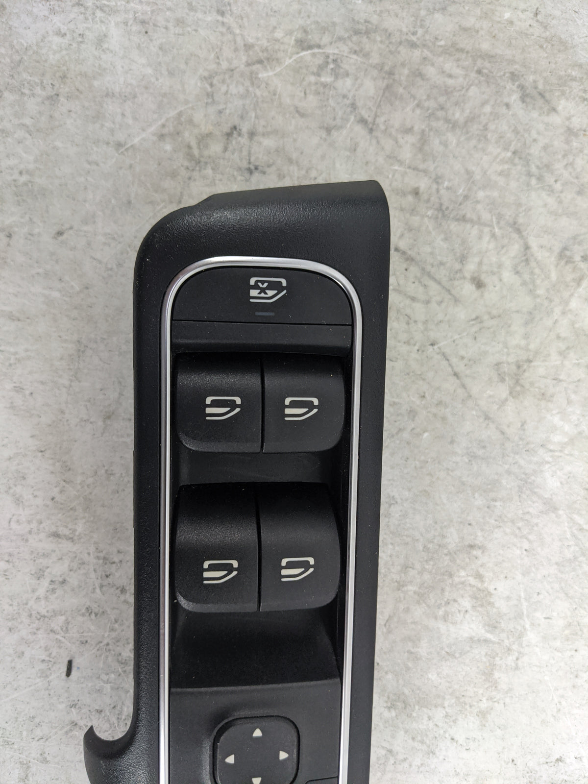 2020 Mercedes-Benz Glb Master Power Window Switch Replacement Driver Side Left P/N:A1679050101 Fits Fits 2019 OEM Used Auto 