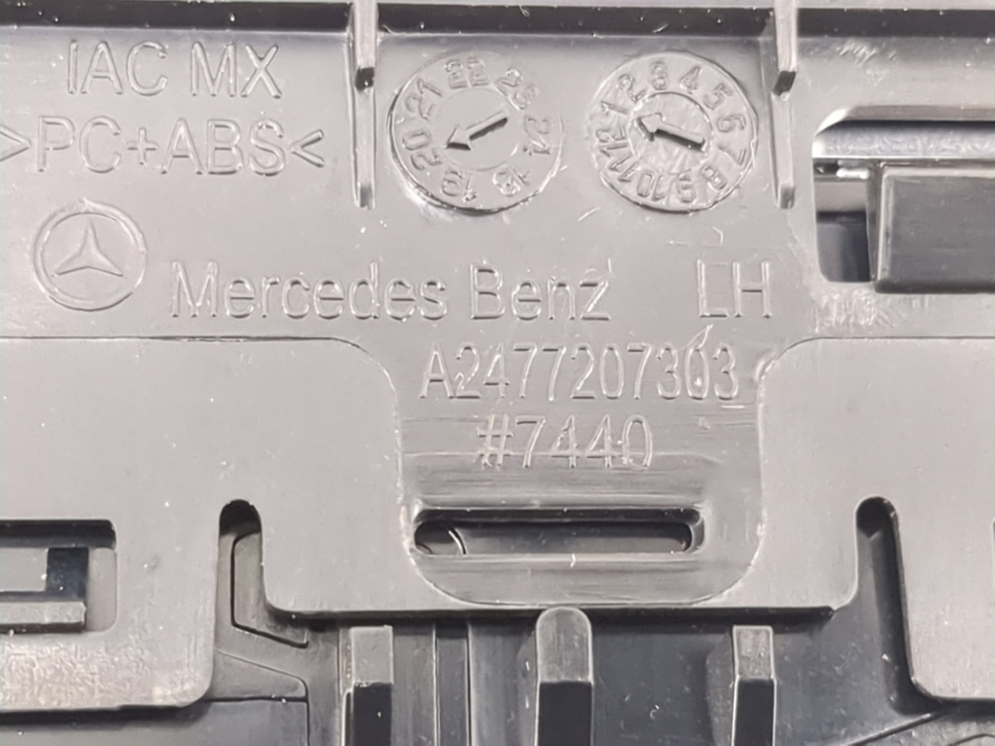 2020 Mercedes-Benz Glb250 Master Power Window Switch Replacement Driver Side Left P/N:A2477207303 Fits Fits 2019 OEM Used Au