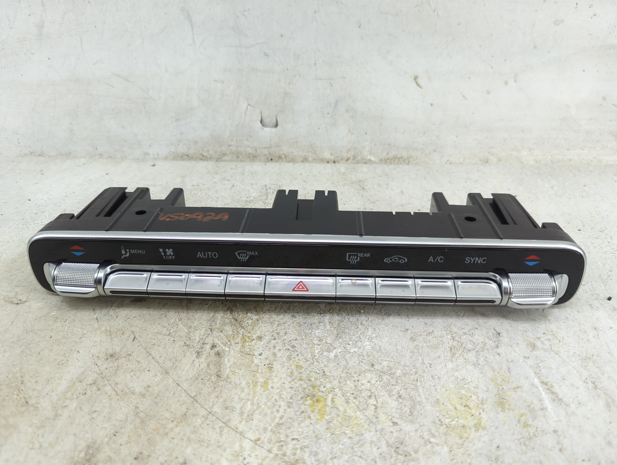 2020 Mercedes-Benz Glb250 Climate Control Module Temperature AC/Heater Replacement P/N:A2479056803 HW183600 Fits Fits 2021 O