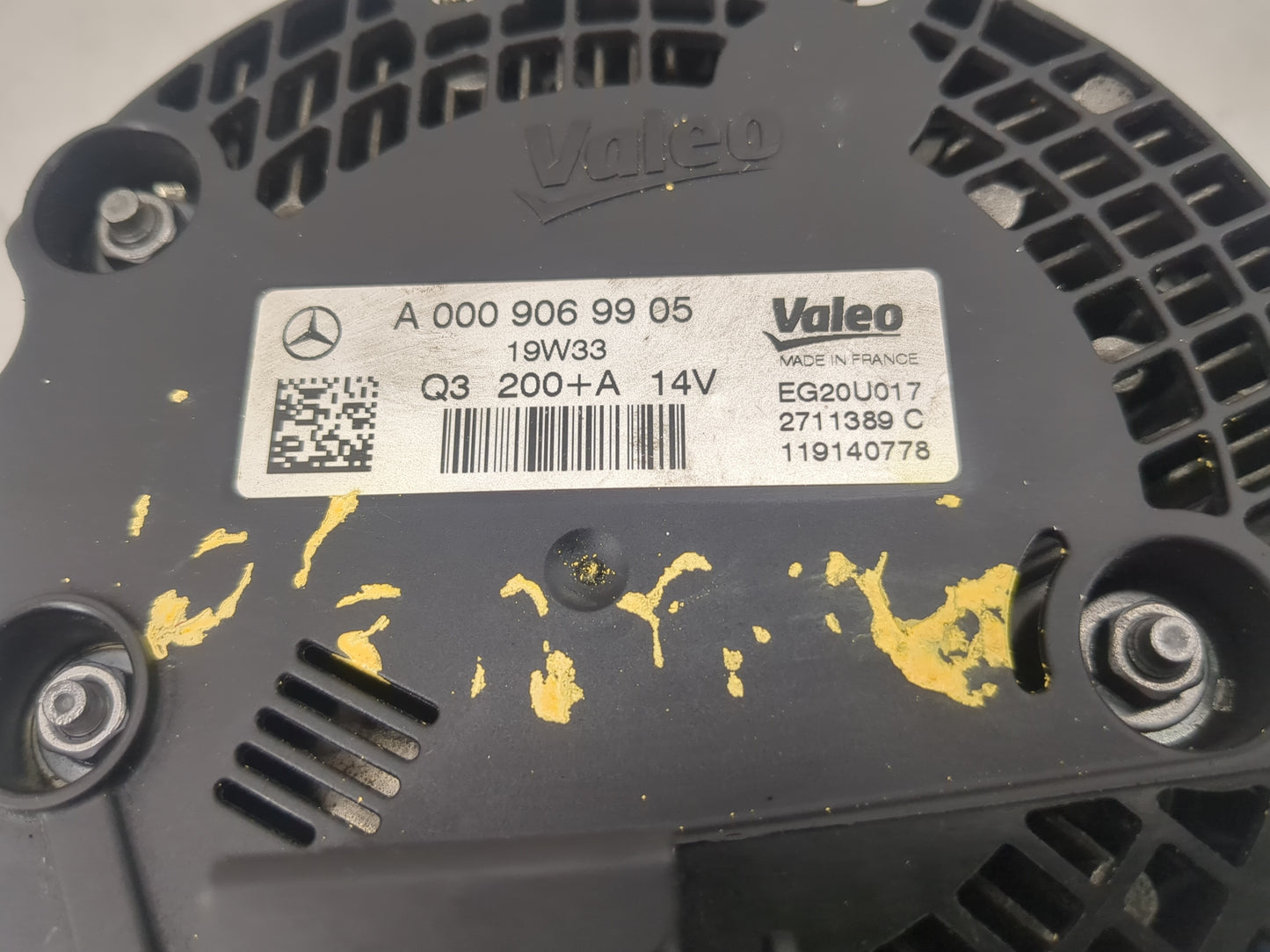 2020 Mercedes-Benz Glc250 Alternator Replacement Generator Charging Assembly Engine OEM P/N:2711389 C EG20U017 Fits OEM Used