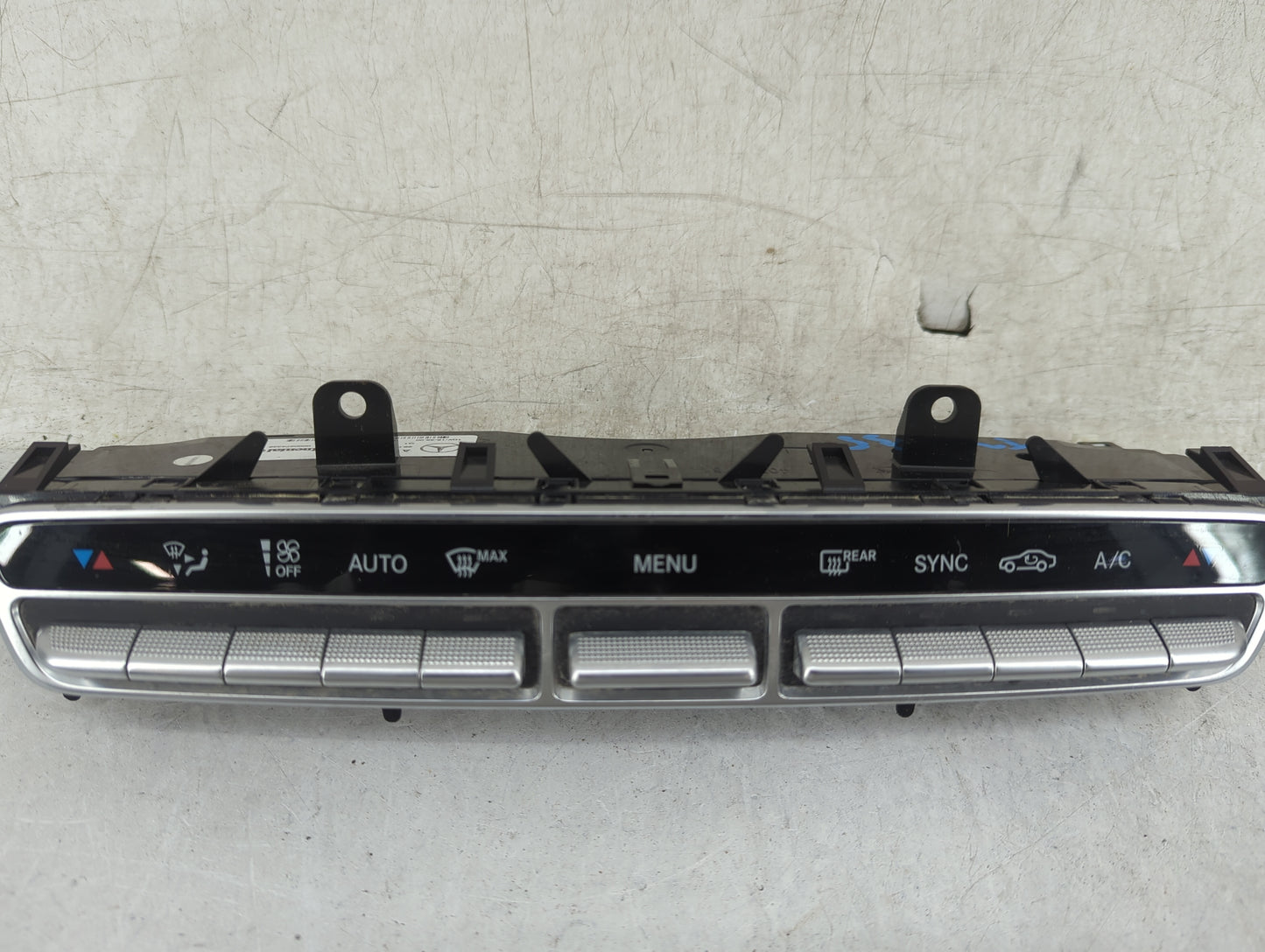 2020 Mercedes-Benz Glc250 Climate Control Module Temperature AC/Heater Replacement P/N:A 205 905 42 15 Fits Fits 2021 2022 O