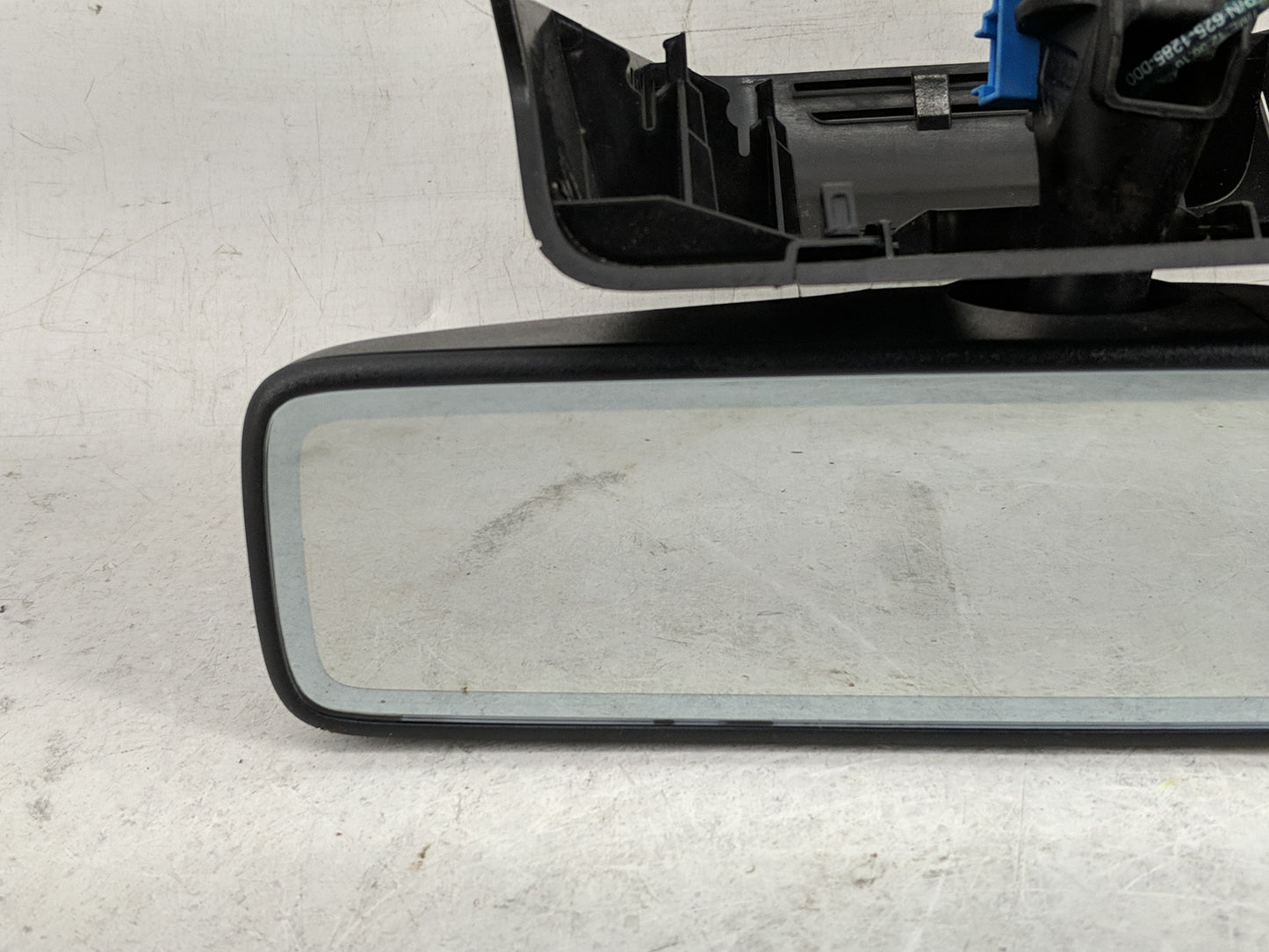 2020 Mercedes-Benz Glc300 Interior Rear View Mirror Replacement OEM P/N:E11048407 Fits OEM Used Auto Parts - Oemusedautopart