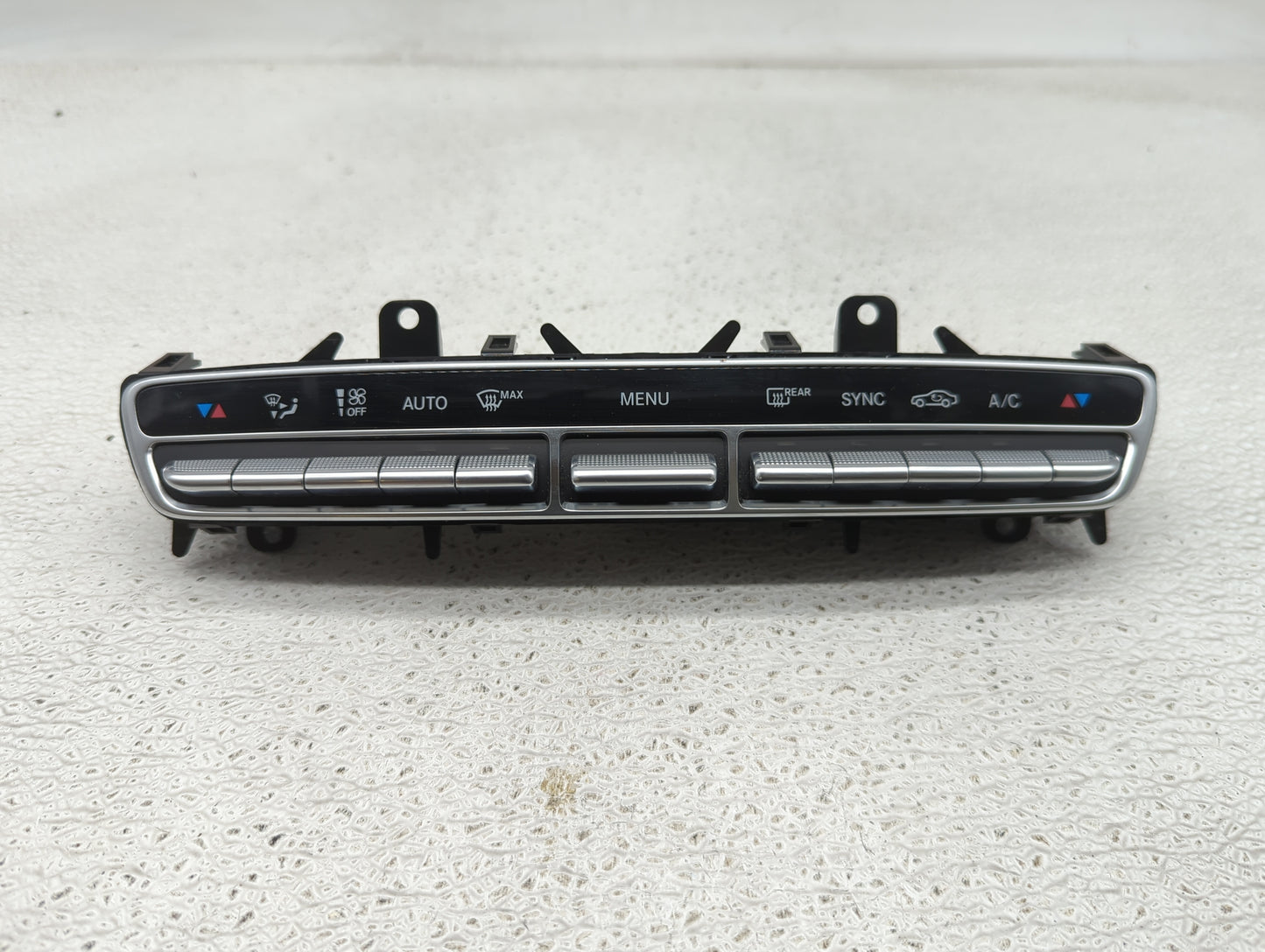 2020-2022 Mercedes-Benz Glc300 Climate Control Module Temperature AC/Heater Replacement P/N:A 205 905 42 15 Fits OEM Used Au