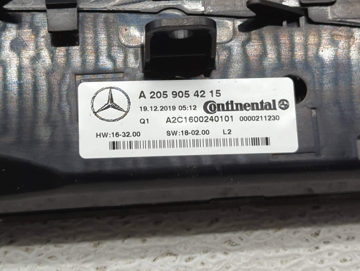 2020-2022 Mercedes-Benz Glc300 Climate Control Module Temperature AC/Heater Replacement P/N:A 205 905 42 15 Fits OEM Used Au
