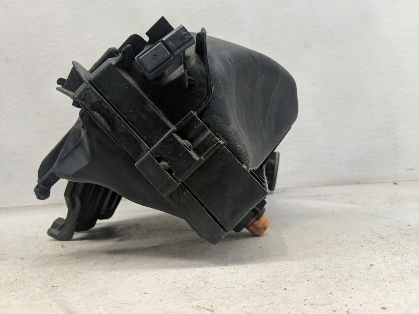 2020-2020 Mercedes-benz Glc300 Air Cleaner Intake-duct Hose Tube - Oemusedautoparts1.com