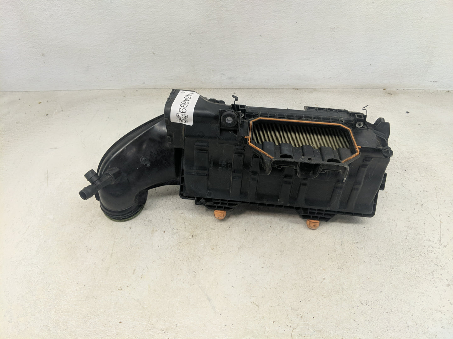 2020-2020 Mercedes-benz Glc300 Air Cleaner Intake-duct Hose Tube - Oemusedautoparts1.com