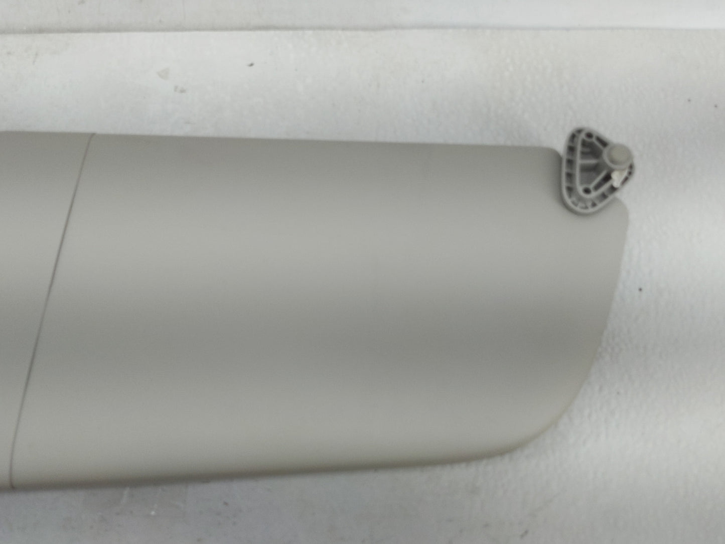 2016-2021 Mercedes-Benz Metris Sun Visor Shade Replacement Passenger Right Mirror Fits Fits 2016 2017 2018 2019 2020 2021 OE