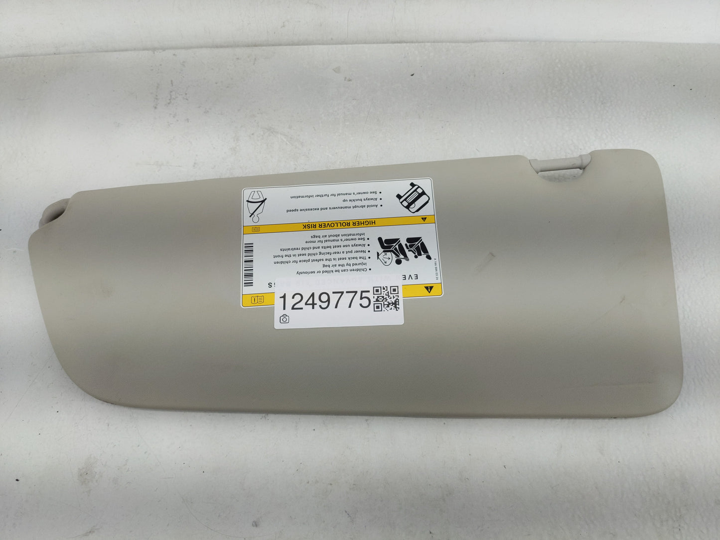 2016-2021 Mercedes-Benz Metris Sun Visor Shade Replacement Passenger Right Mirror Fits Fits 2016 2017 2018 2019 2020 2021 OE