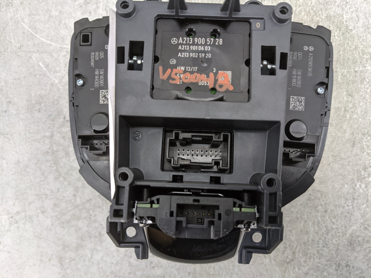 2020 Mercedes E-Class Radio AM FM Cd Player Receiver Replacement P/N:A2139005728 A2139010603, A2139025920, A2139053405 Fits 