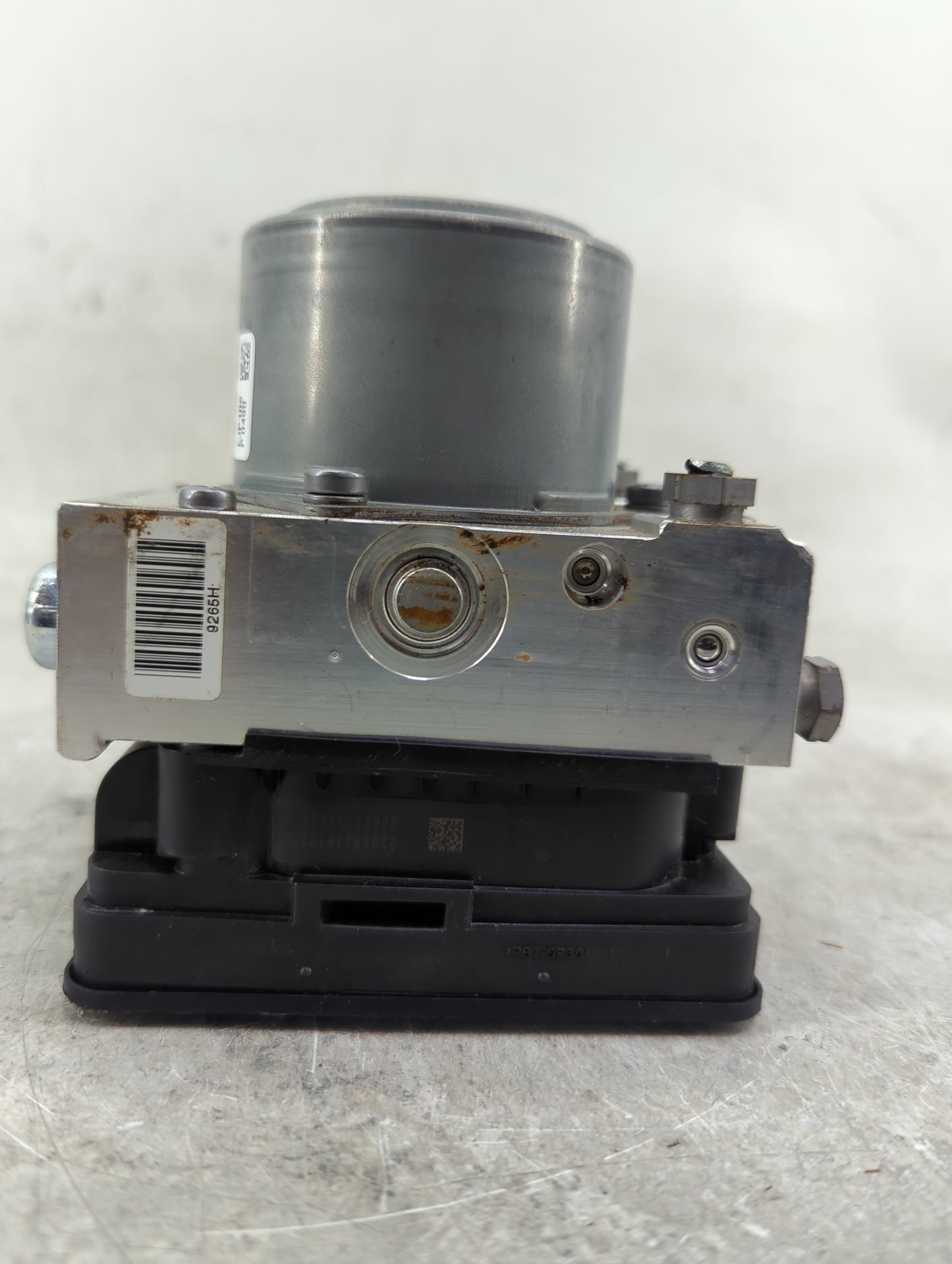 2020 Mercedes Glc300 ABS Pump Control Module Replacement P/N:A2059005147 A010K428, A010R267-A Fits Fits 2018 2019 2021 2022 