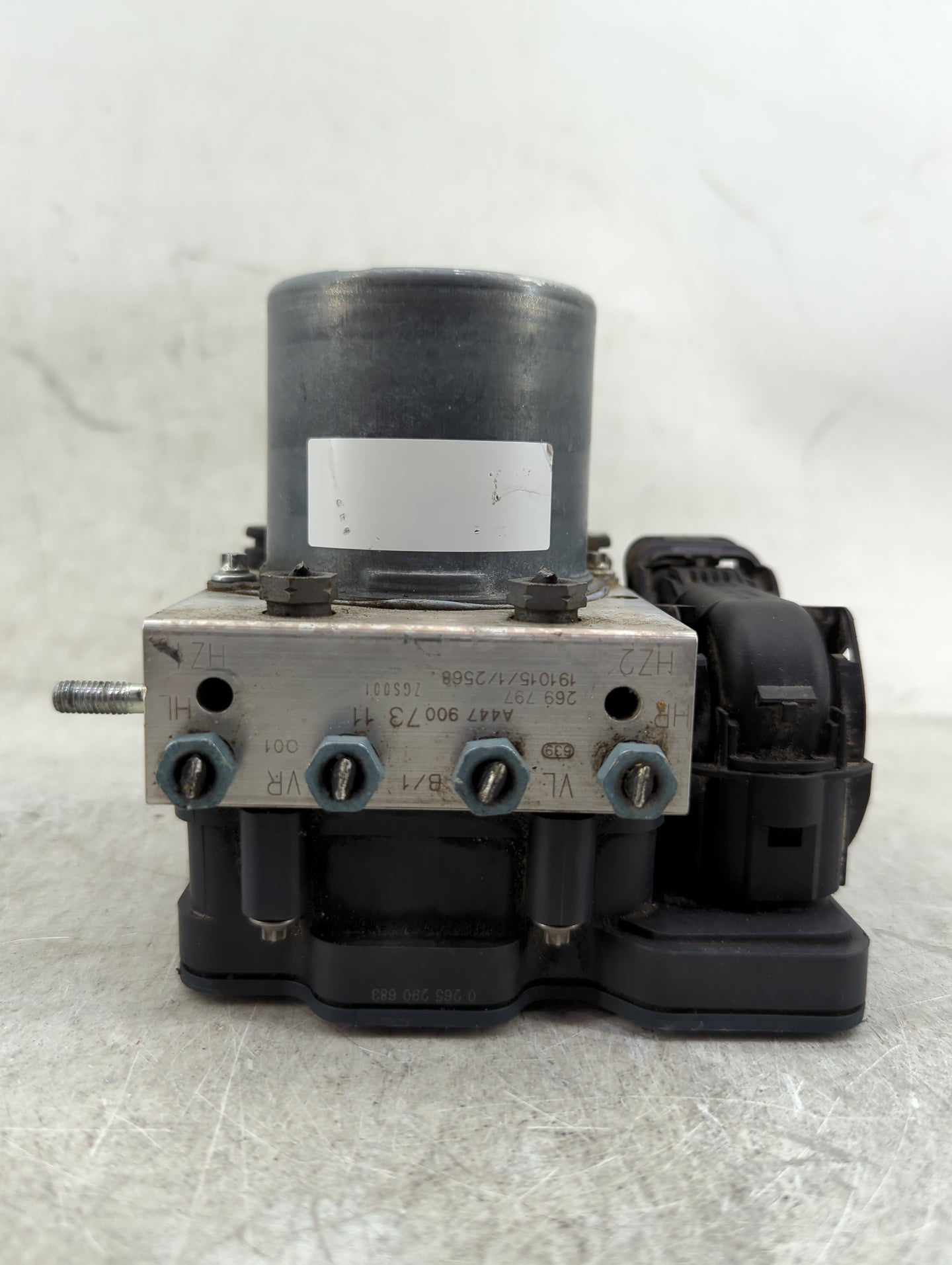 2020 Mercedes Metris ABS Pump Control Module Replacement P/N:A4479007311 0265280683, 0265956227 Fits Fits 2016 2017 2018 201