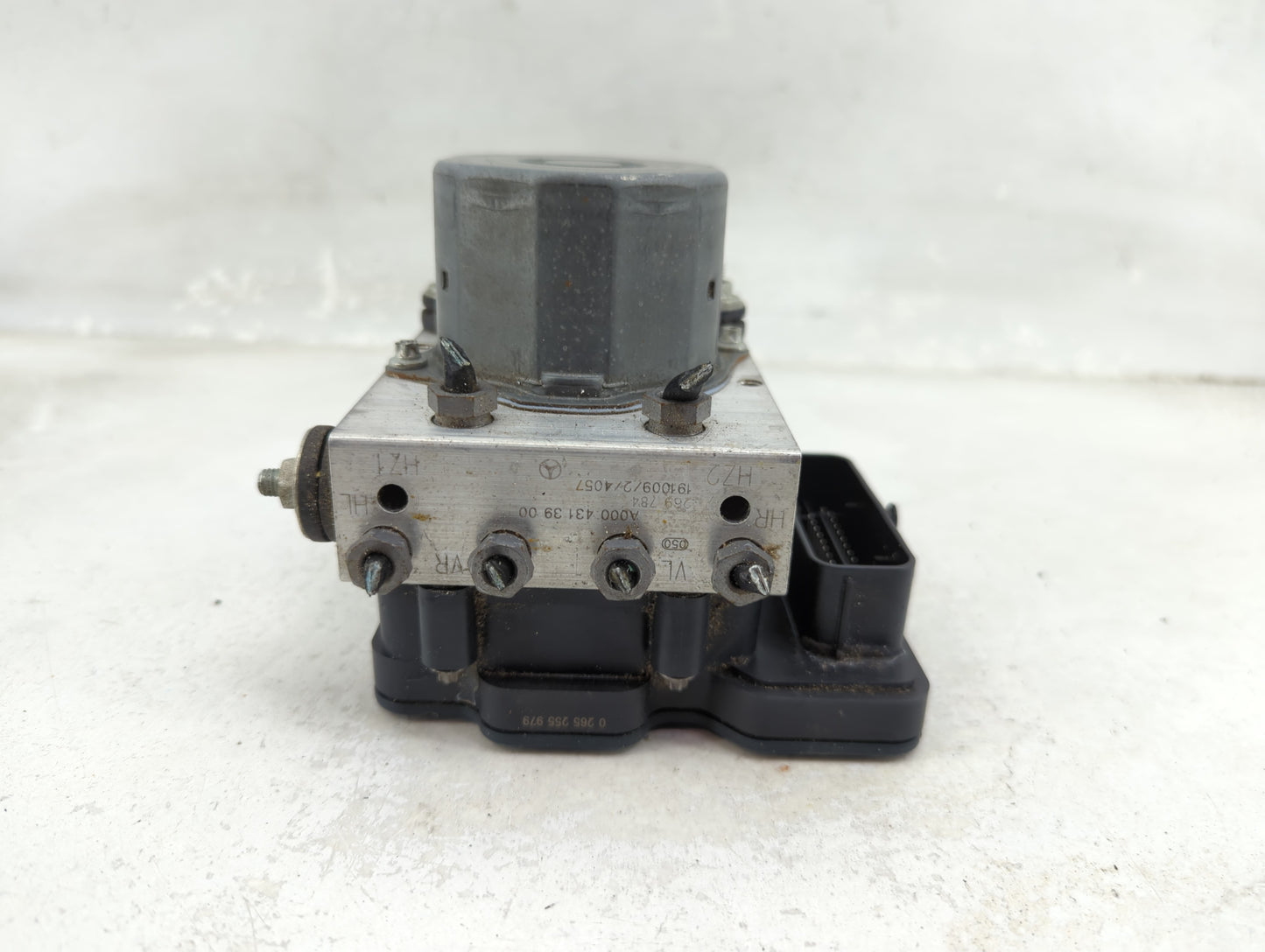 2020 Mercedes Benz Gla250 ABS Pump Control Module Replacement P/N:A0004313900 0265255979 Fits Fits 2015 2016 2017 2018 2019 