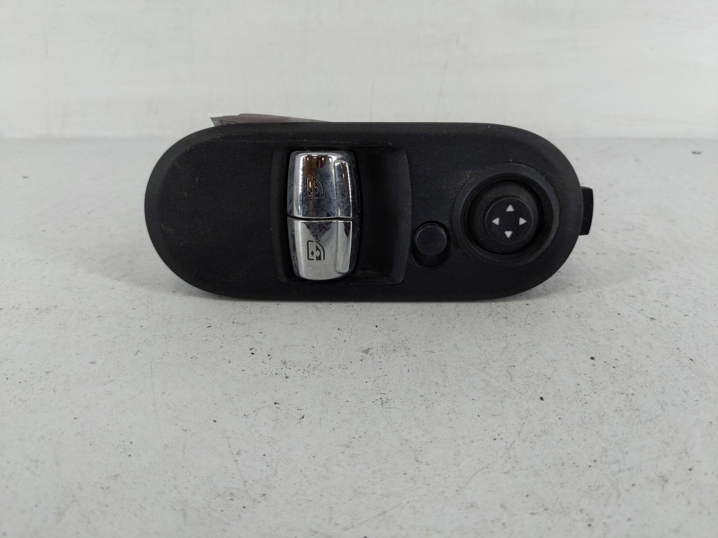 2020 Mini Cooper Master Power Window Switch Replacement Driver Side Left P/N:9354852-01 Fits OEM Used Auto Parts - Oemusedau
