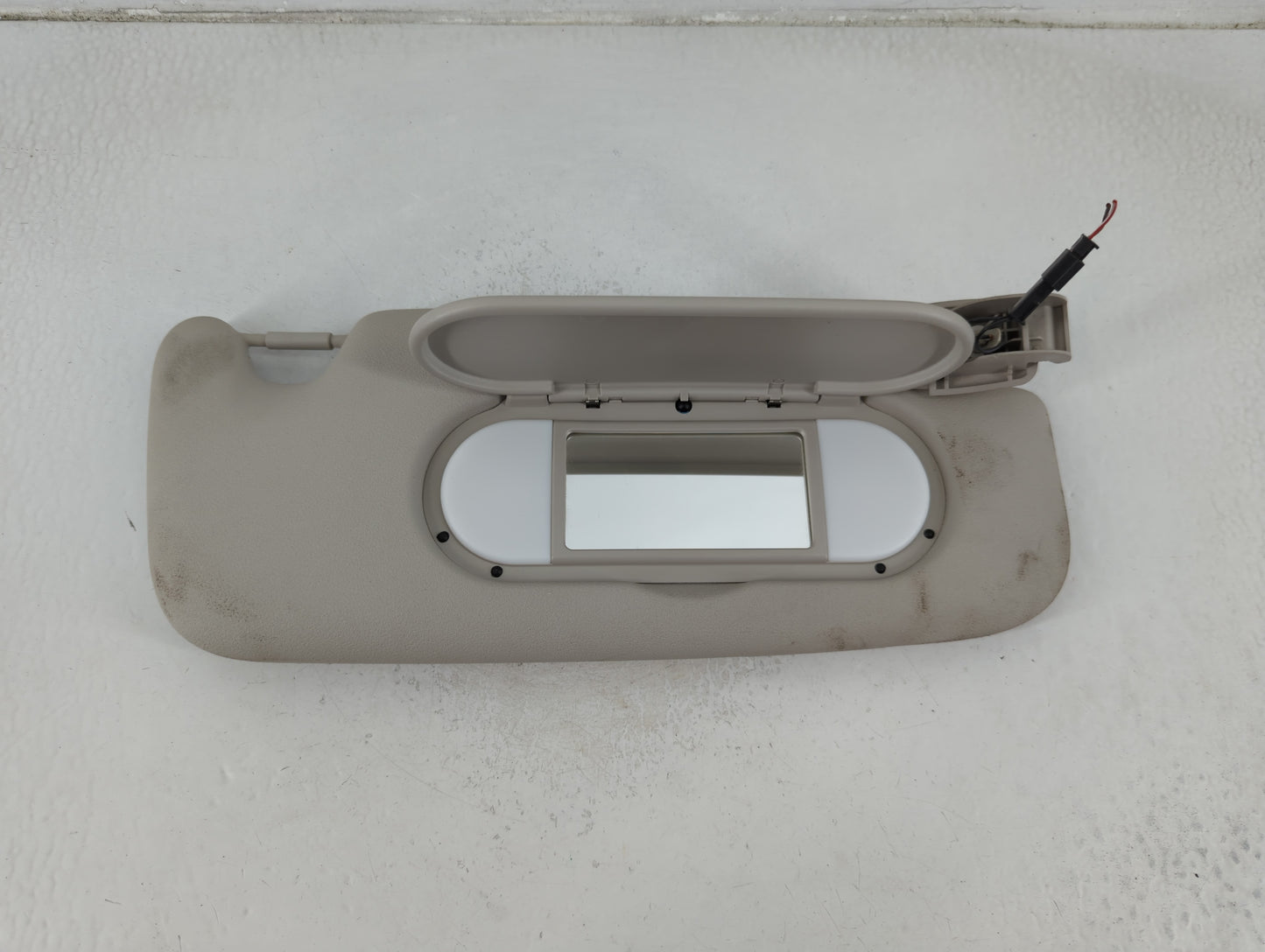 2020 Mini Cooper Sun Visor Shade Replacement Passenger Right Mirror Fits OEM Used Auto Parts - Oemusedautoparts1.com