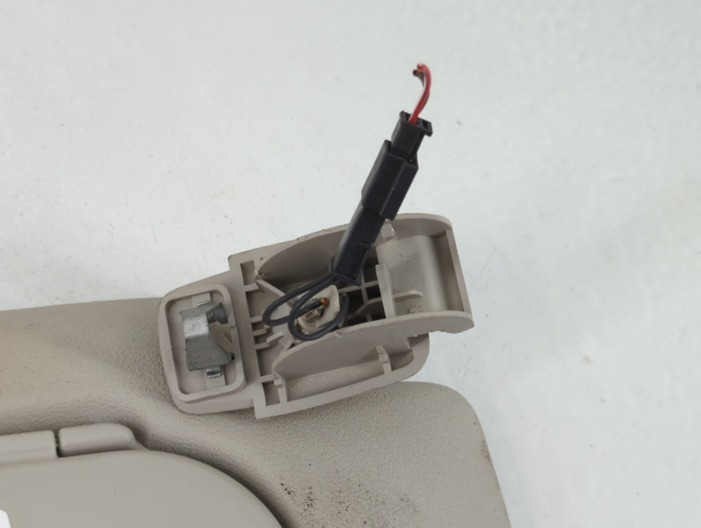 2020 Mini Cooper Sun Visor Shade Replacement Passenger Right Mirror Fits OEM Used Auto Parts - Oemusedautoparts1.com