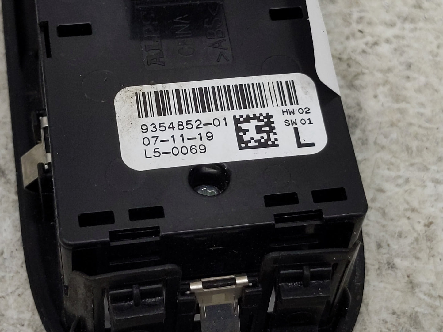 2020 Mini Cooper Master Power Window Switch Replacement Driver Side Left P/N:9354852-01 Fits OEM Used Auto Parts - Oemusedau