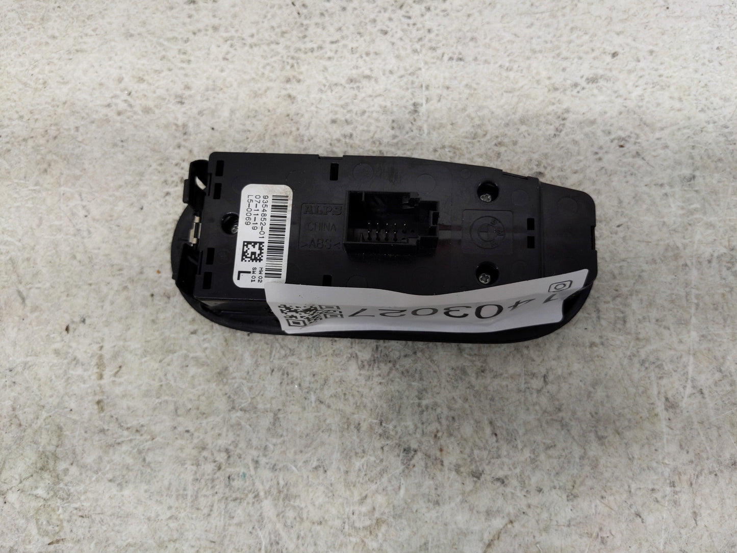 2020 Mini Cooper Master Power Window Switch Replacement Driver Side Left P/N:9354852-01 Fits OEM Used Auto Parts - Oemusedau