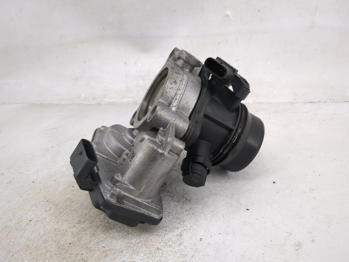 2016-2019 Mini Cooper Throttle Body P/N:7618838 A2C15022300 Fits Fits 2014 2015 2016 2017 2018 2019 OEM Used Auto Parts - Oe