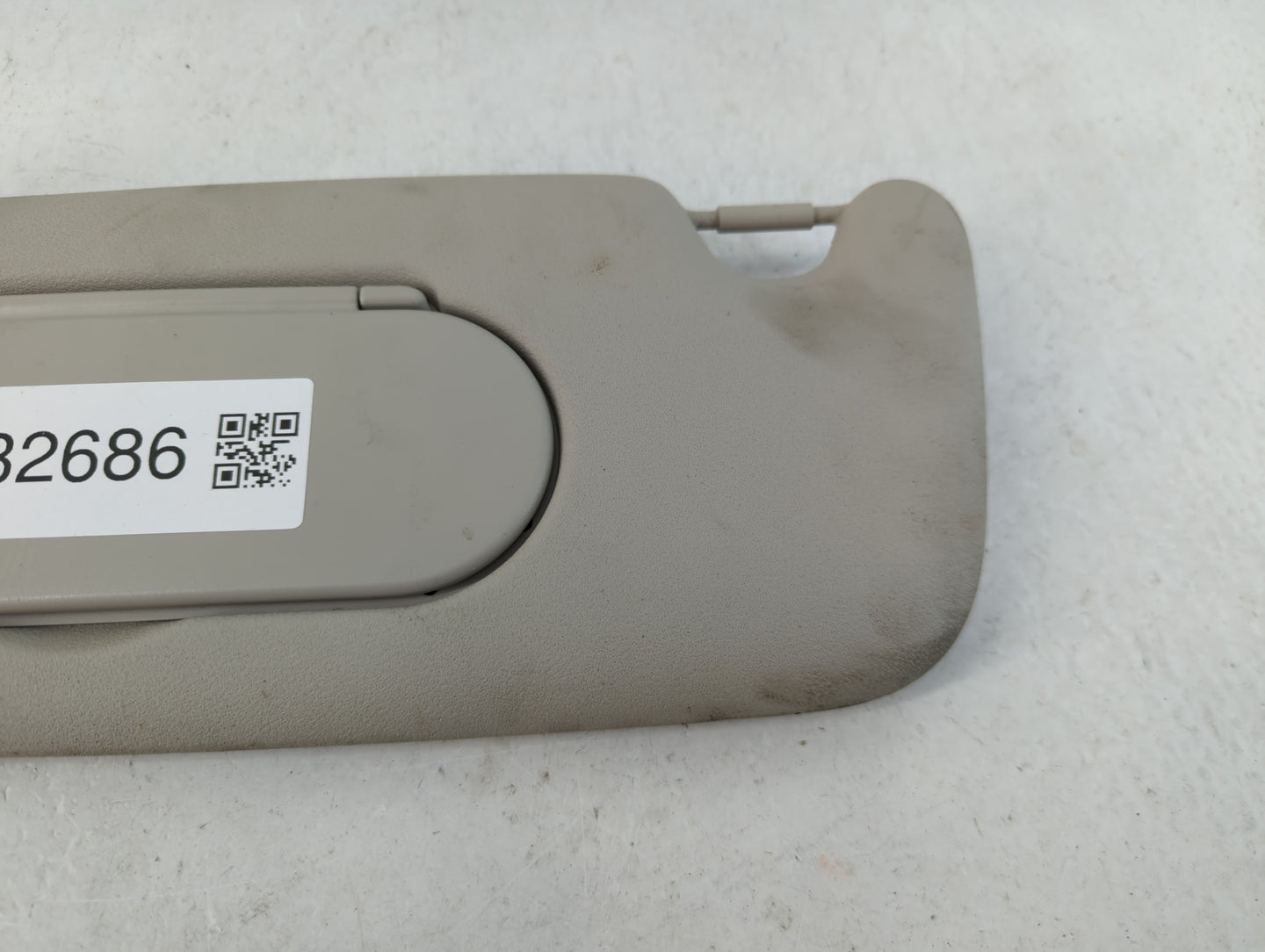 2016-2018 Mini Cooper Sun Visor Shade Replacement Driver Left Mirror Fits Fits 2016 2017 2018 OEM Used Auto Parts - Oemuseda