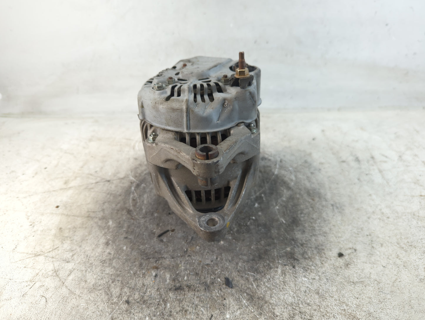 2020 Mitsubishi Eclipse Cross Alternator Replacement Generator Charging Assembly Engine OEM Fits OEM Used Auto Parts - Oemus