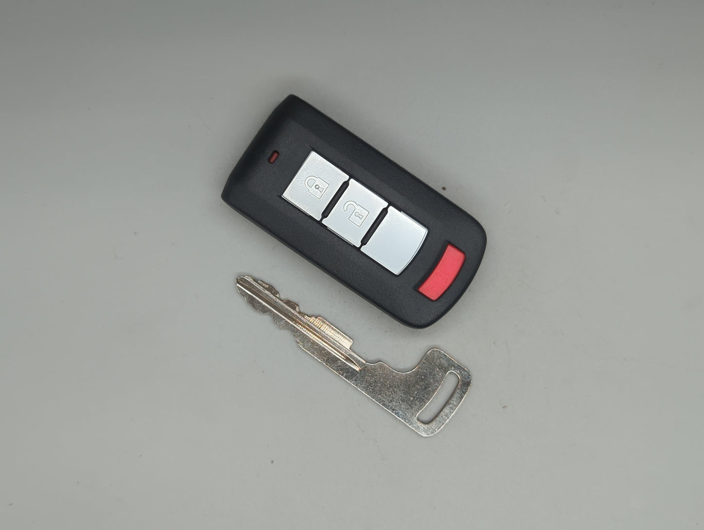 Mitsubishi Eclipse Cross Keyless Entry Remote Fob Oucghr-M013 Ghr-M013-Nsm - Oemusedautoparts1.com