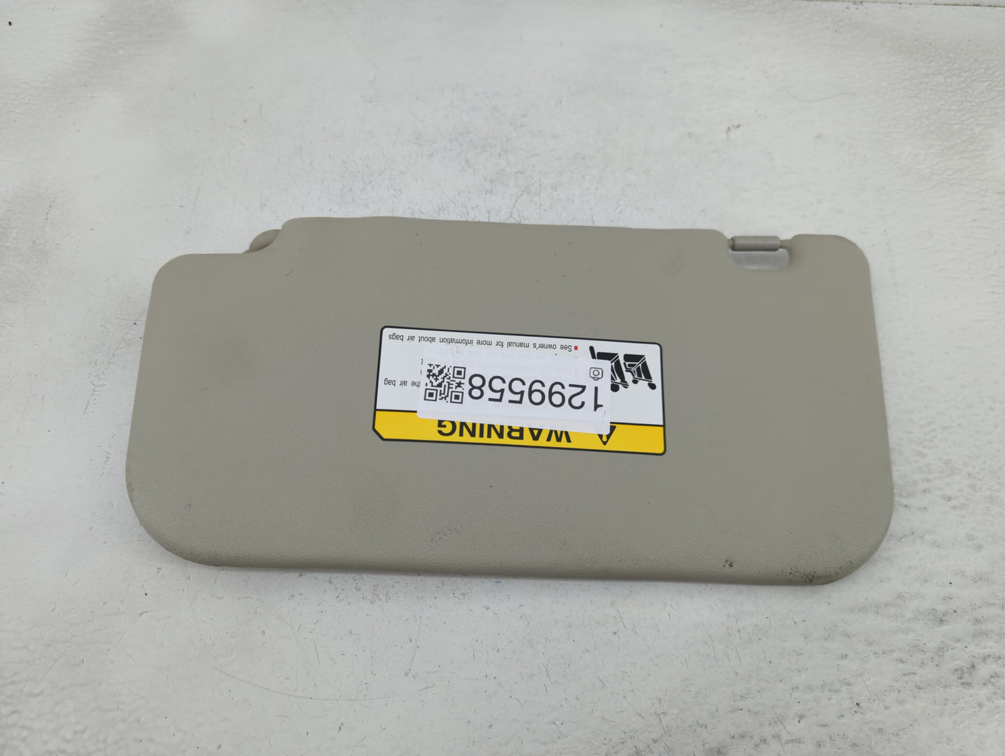 2014 Mitsubishi Mirage Sun Visor Shade Replacement Passenger Right Mirror Fits OEM Used Auto Parts - Oemusedautoparts1.com