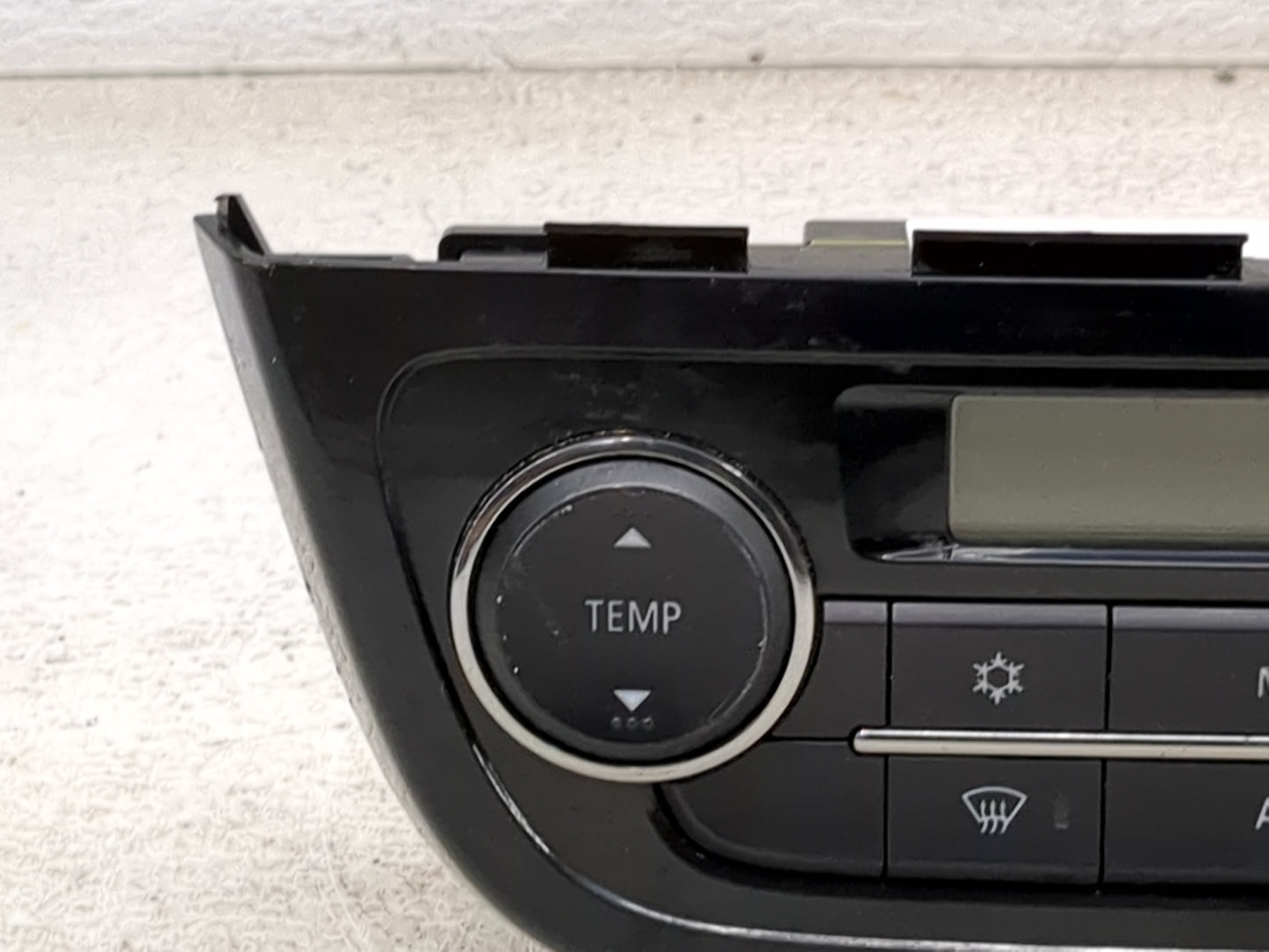 2020 Mitsubishi Mirage Climate Control Module Temperature AC/Heater Replacement P/N:7820B301XA Fits OEM Used Auto Parts - Oe