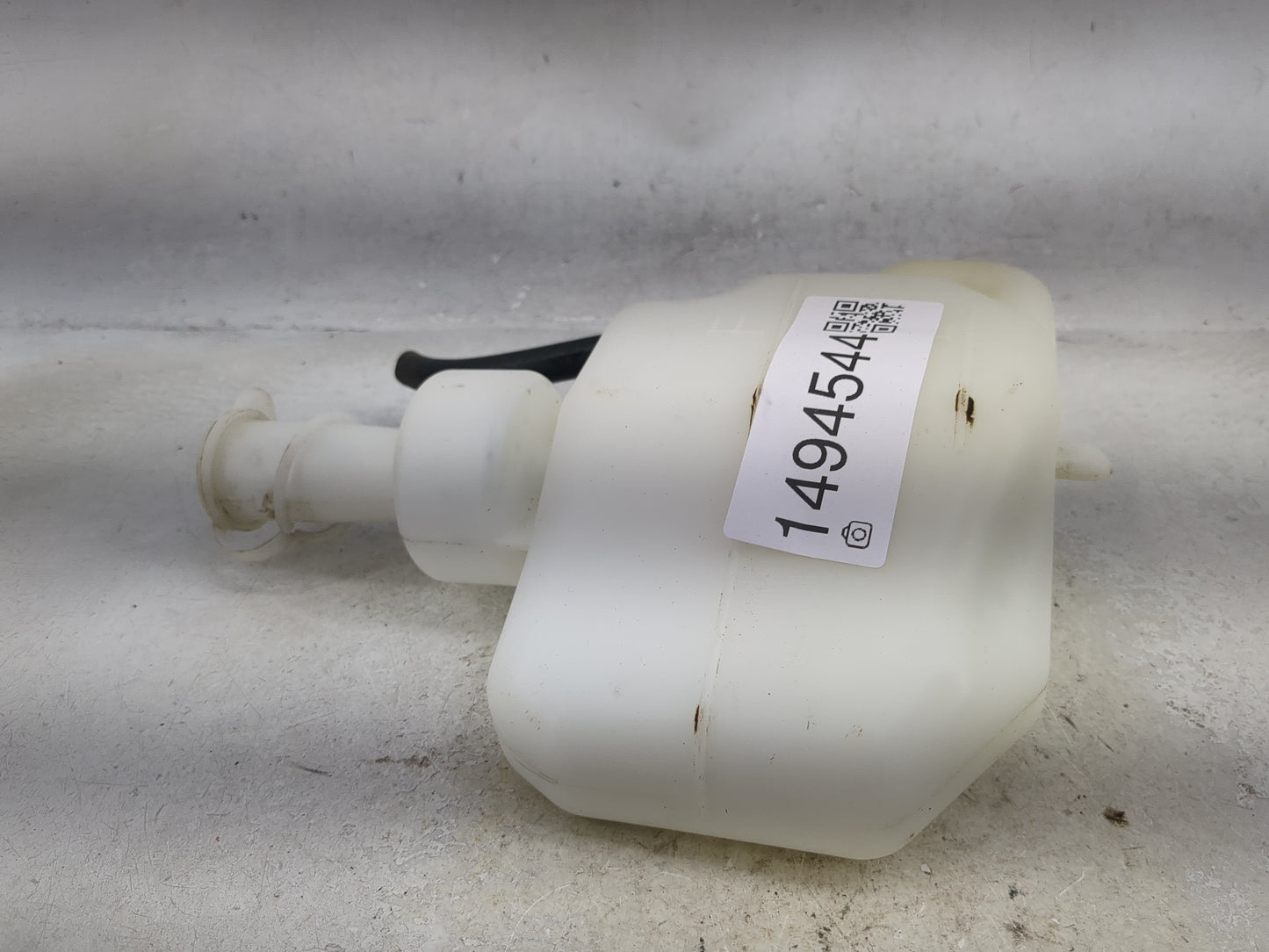 2014 Mitsubishi Mirage Radiator Coolant Overflow Expansion Tank Bottle 1494544 - Oemusedautoparts1.com