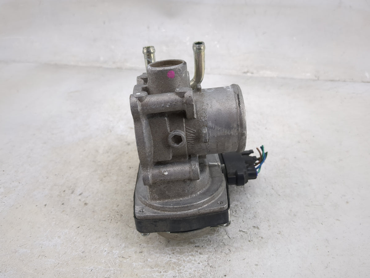 2014 Mitsubishi Mirage Throttle Body P/N:0104 Fits OEM Used Auto Parts - Oemusedautoparts1.com