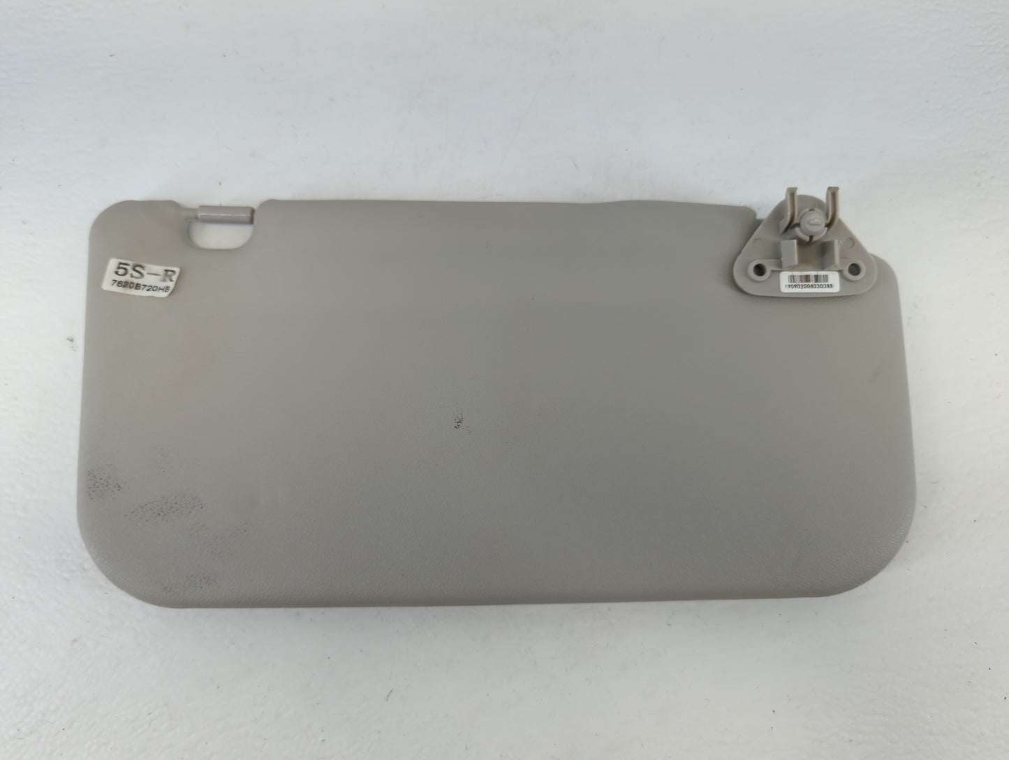 2014 Mitsubishi Mirage Sun Visor Shade Replacement Passenger Right Mirror Fits OEM Used Auto Parts - Oemusedautoparts1.com