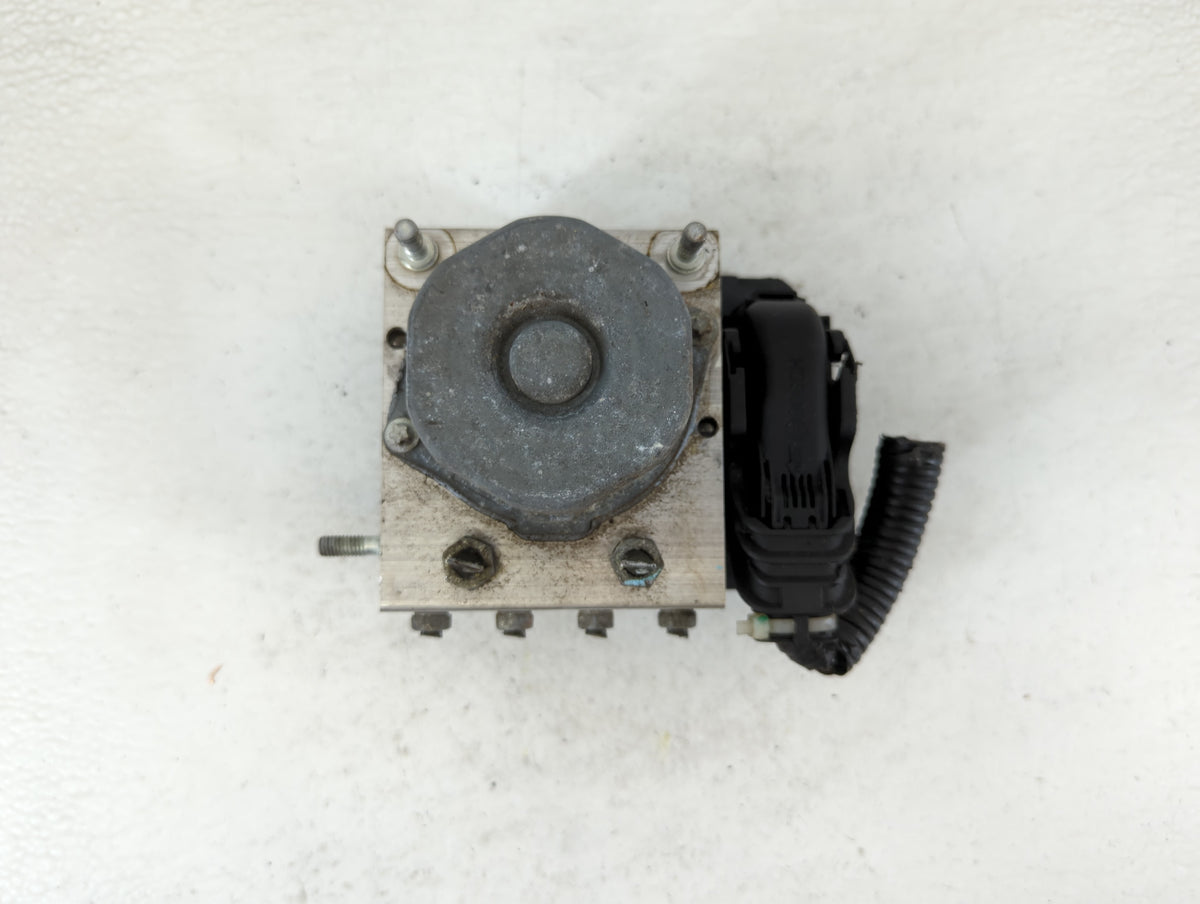 1997-2002 Mitsubishi Mirage Anti-Lock Brake ABS Pump Module Actuator OEM P/N:4670B229 269 832 Fits OEM Used Auto Parts - Oem