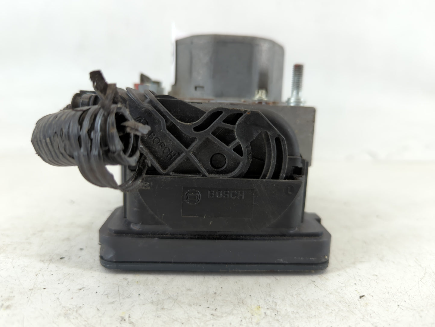 2020 Mitsubishi Mirage ABS Pump Control Module Replacement P/N:4670B229 269 832 Fits OEM Used Auto Parts - Oemusedautoparts1