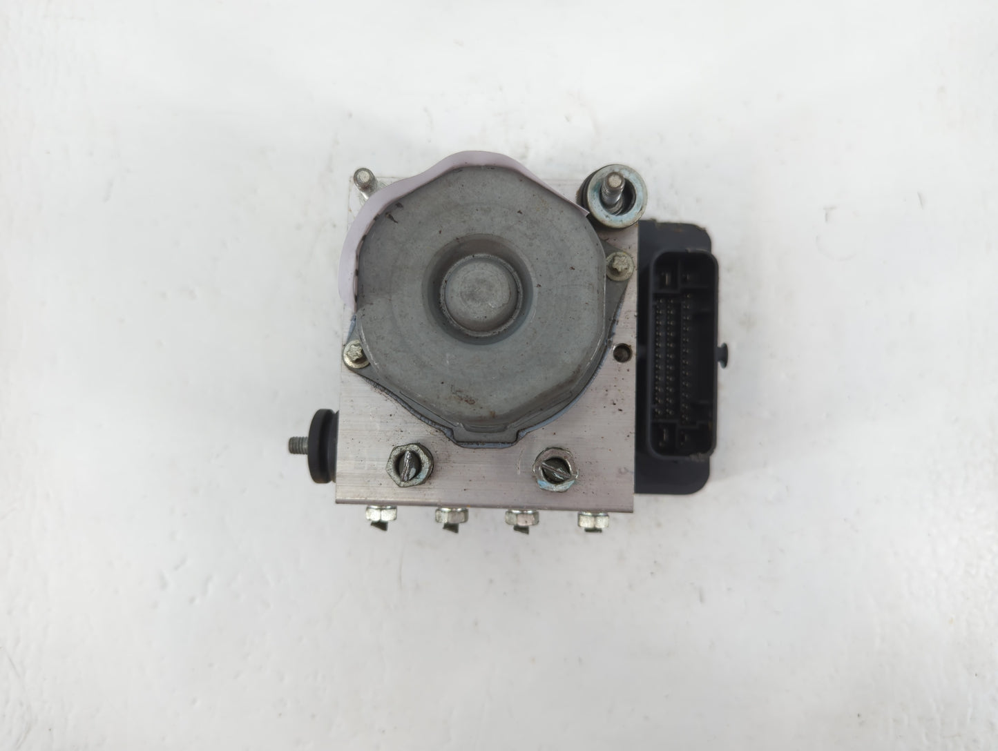 2020 Mitsubishi Mirage ABS Pump Control Module Replacement P/N:970 269 4670B492 Fits OEM Used Auto Parts - Oemusedautoparts1