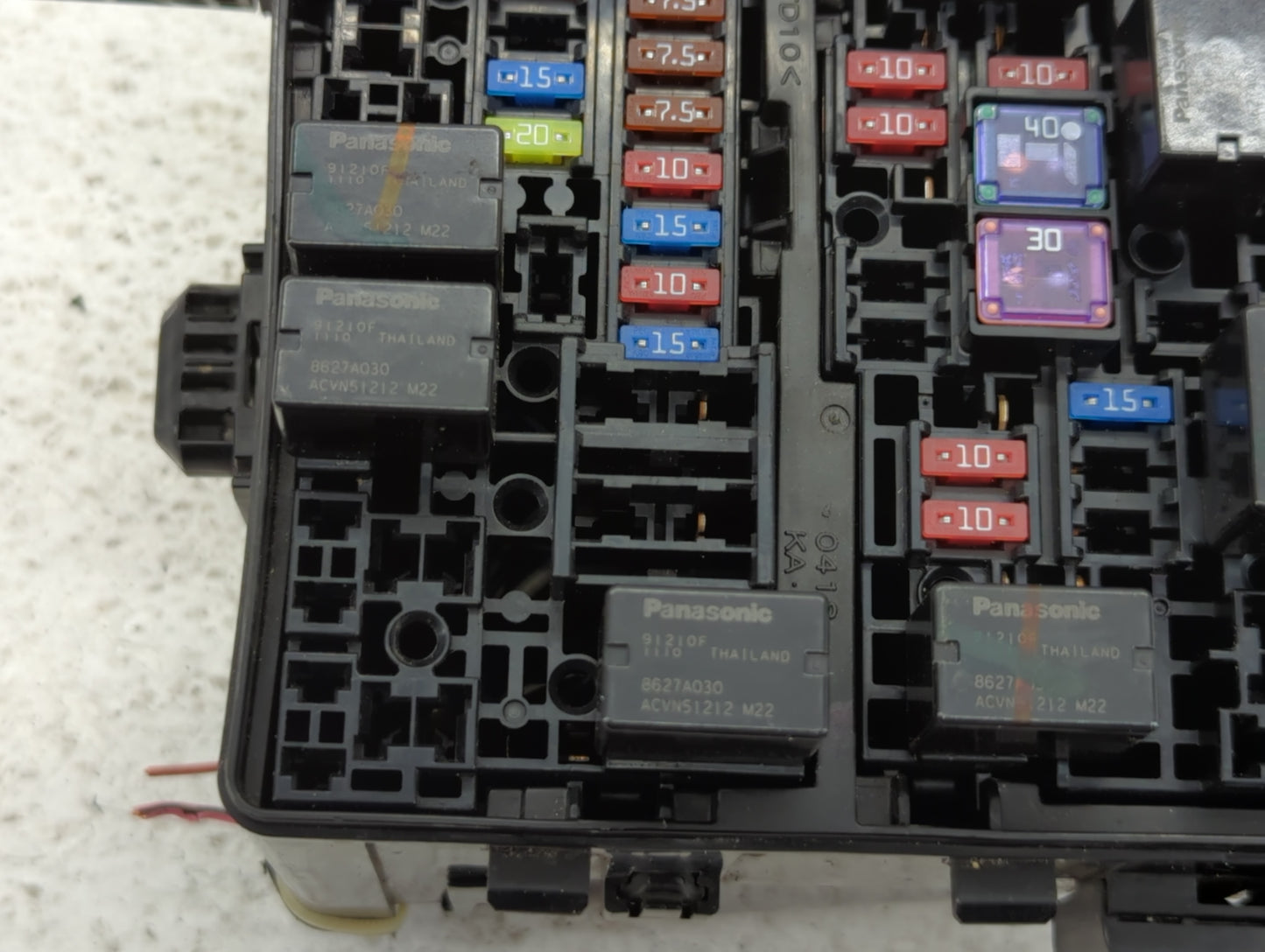 2014 Mitsubishi Mirage Fusebox Fuse Box Panel Relay Module P/N:PP-TD10 7577 Fits OEM Used Auto Parts - Oemusedautoparts1.com