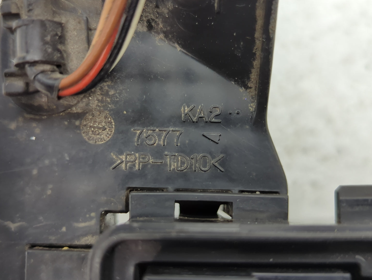 2014 Mitsubishi Mirage Fusebox Fuse Box Panel Relay Module P/N:PP-TD10 7577 Fits OEM Used Auto Parts - Oemusedautoparts1.com