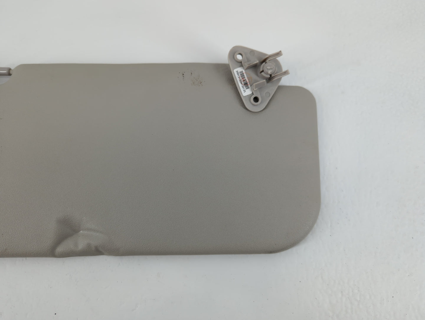 2014 Mitsubishi Mirage Sun Visor Shade Replacement Passenger Right Mirror Fits OEM Used Auto Parts - Oemusedautoparts1.com