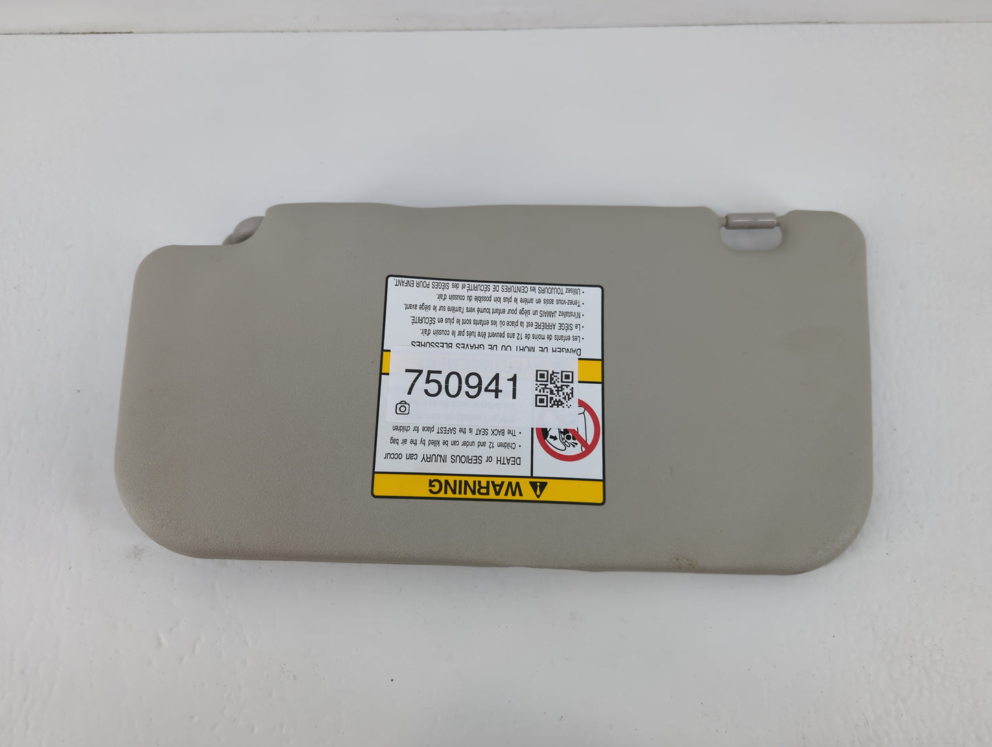 2014 Mitsubishi Mirage Sun Visor Shade Replacement Passenger Right Mirror Fits OEM Used Auto Parts - Oemusedautoparts1.com