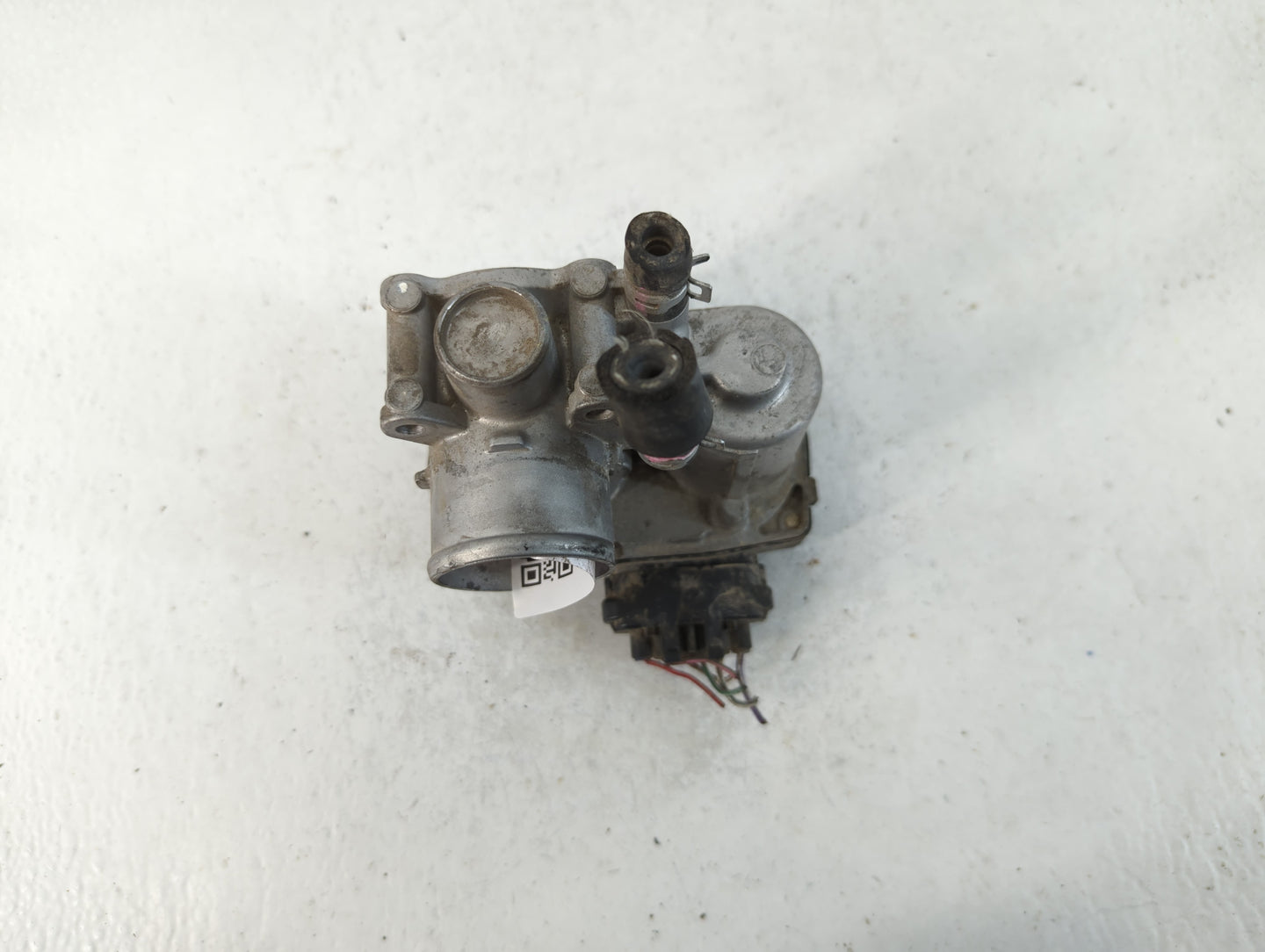 2014 Mitsubishi Mirage Throttle Body P/N:0721 0145 40005 Fits OEM Used Auto Parts - Oemusedautoparts1.com