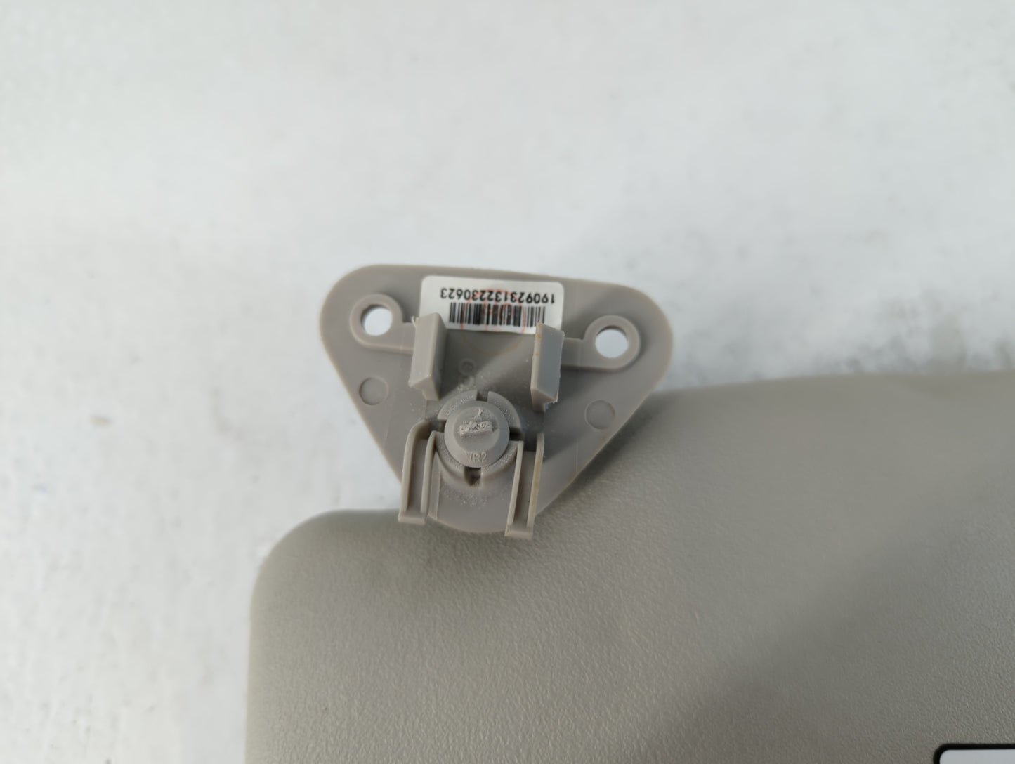 2014 Mitsubishi Mirage Sun Visor Shade Replacement Passenger Right Mirror Fits OEM Used Auto Parts - Oemusedautoparts1.com