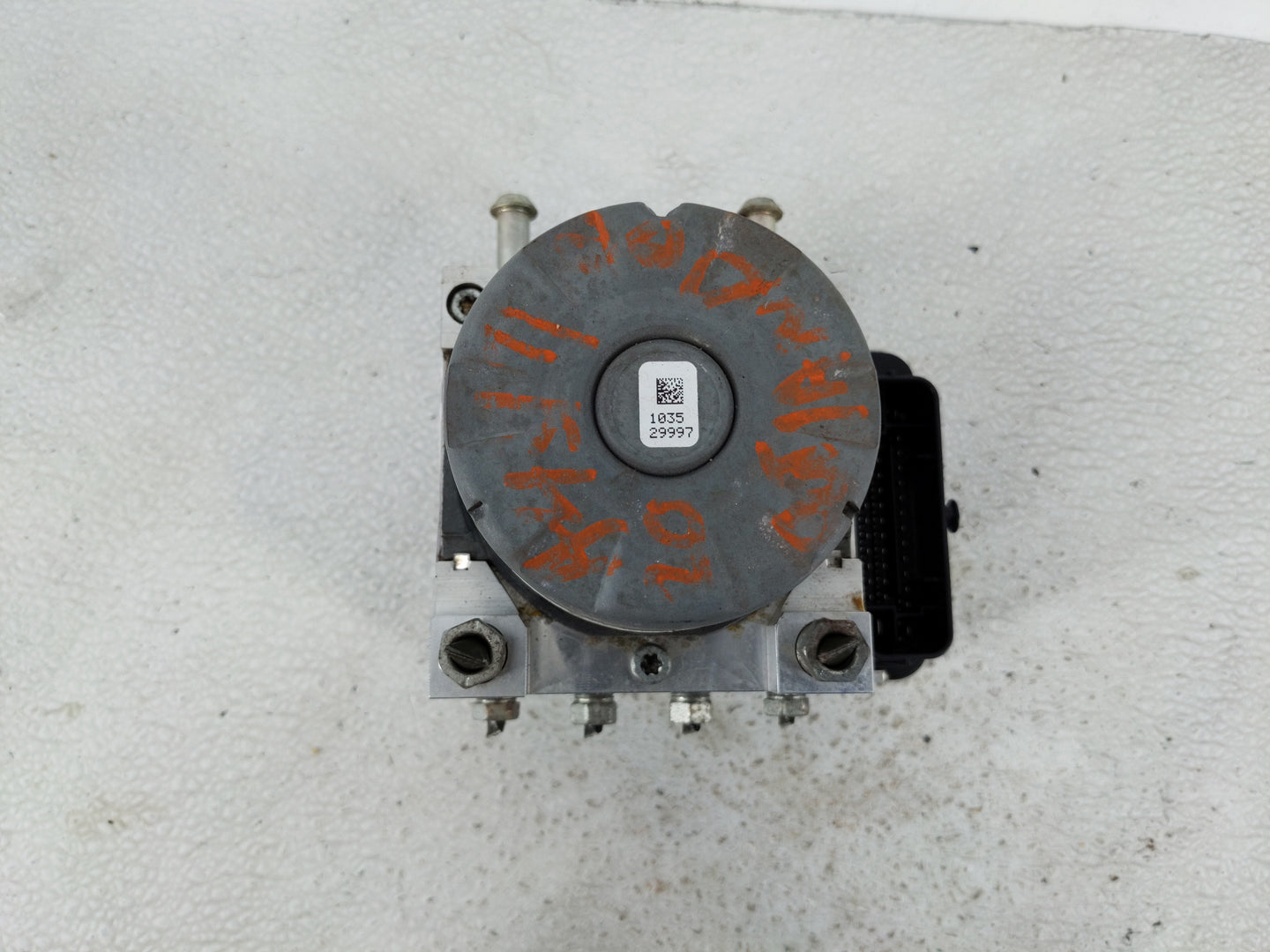 2020 Mitsubishi Outlander ABS Pump Control Module Replacement P/N:4670B745 Fits OEM Used Auto Parts - Oemusedautoparts1.com