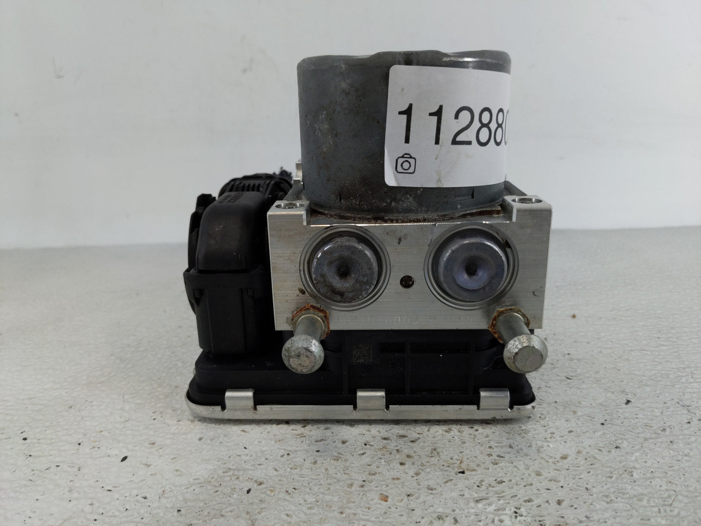 2020 Mitsubishi Outlander ABS Pump Control Module Replacement P/N:4670B674 Fits OEM Used Auto Parts - Oemusedautoparts1.com